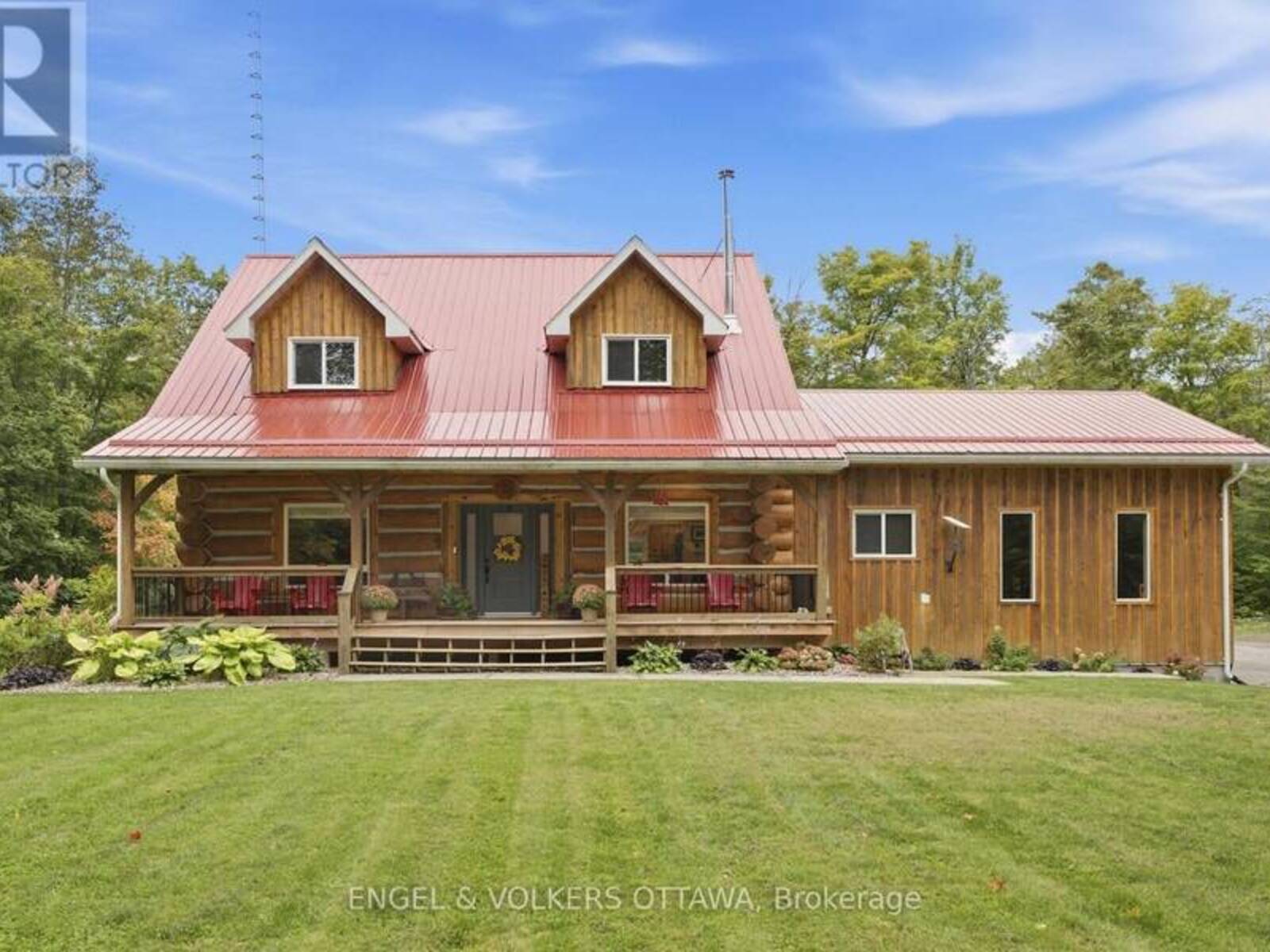 935 KIPPEN ROAD, Lanark Highlands, Ontario K0A 3L0