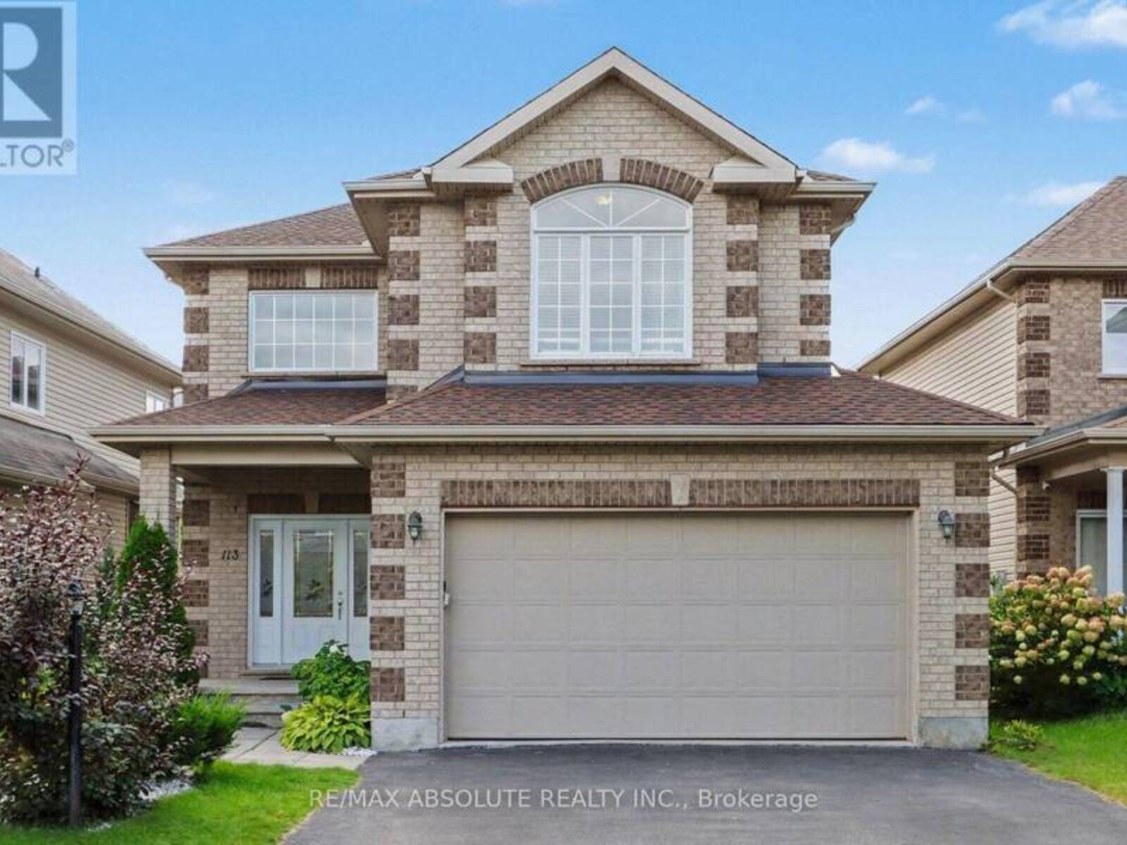 113 SIROCCO CRESCENT, Ottawa, Ontario K2S 2E1