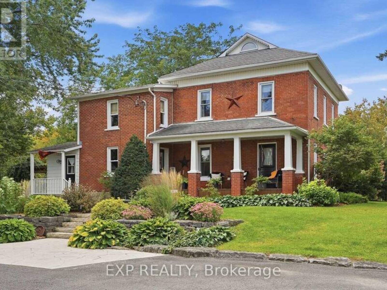 15734 CONCESSION 1-2 ROAD, North Stormont, Ontario K0C 1K0
