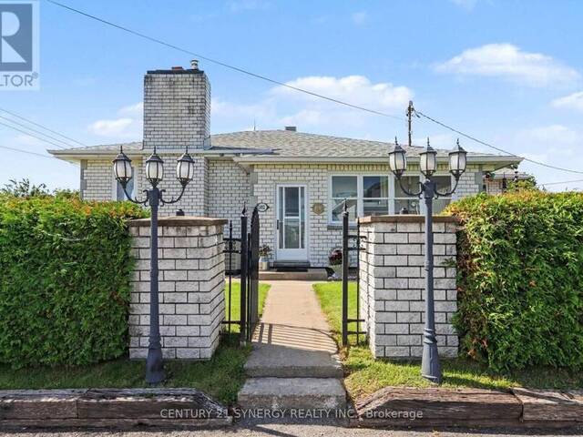 2452 COLONIAL ROAD Ottawa Ontario, K4B 1J1 - 5 Bedrooms Home For Sale