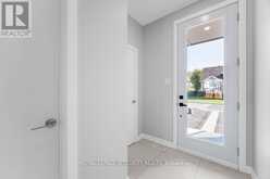 A - 875 CONTOUR STREET | Ottawa Ontario | Slide Image Six