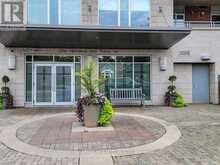 136 DARLINGTON PRIVATE | Ottawa Ontario | Slide Image Three