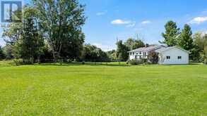 2335 TENNYSON ROAD | Perth Ontario | Slide Image Three