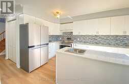 128 GRENADIER WAY | Ottawa Ontario | Slide Image Sixteen