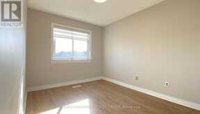 128 GRENADIER WAY | Ottawa Ontario | Slide Image Thirty-one
