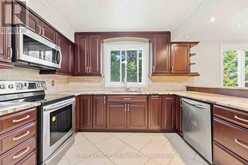 19 AMBERWOOD CRESCENT | Ottawa Ontario | Slide Image Eleven