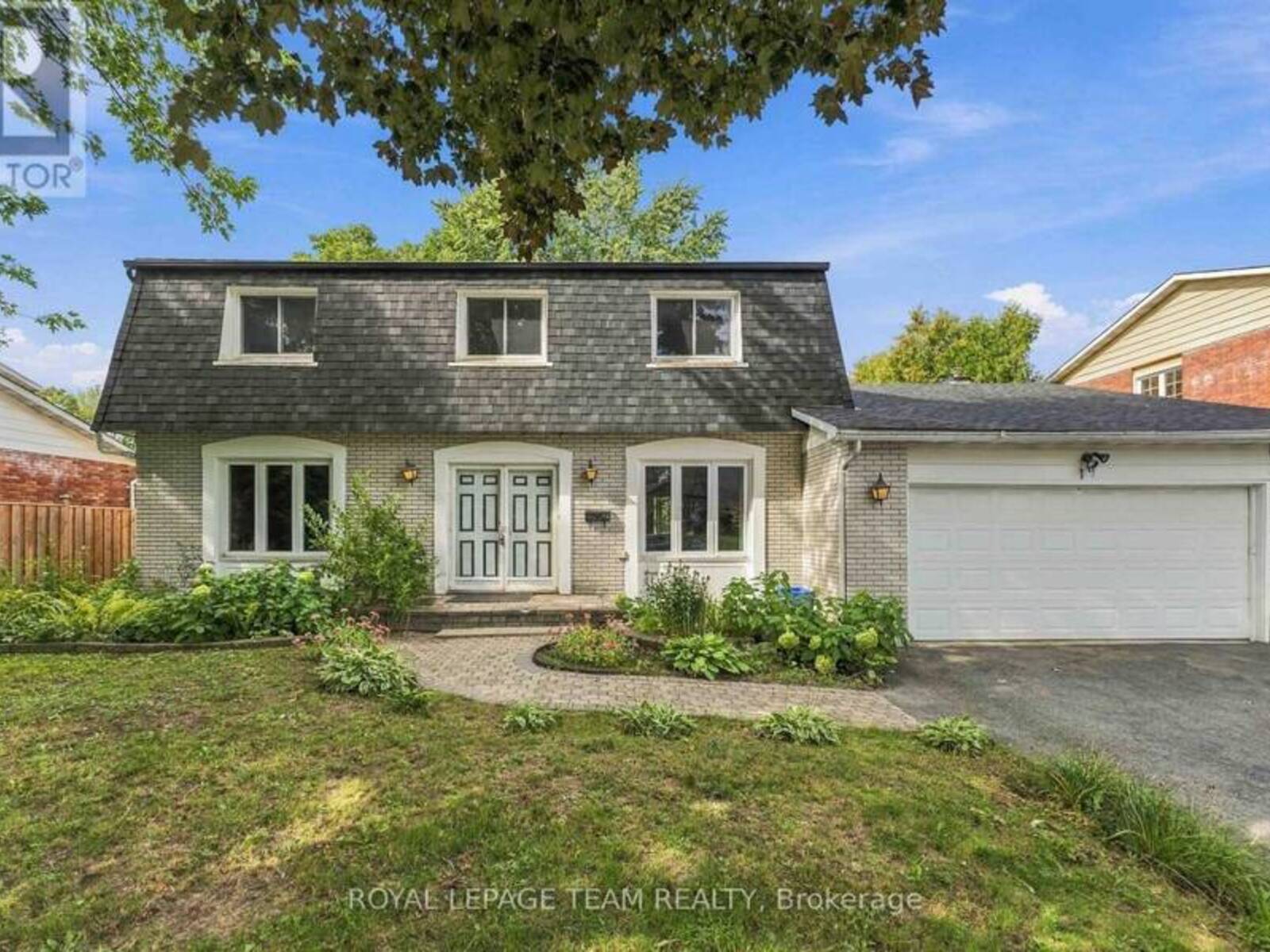 19 AMBERWOOD CRESCENT, Ottawa, Ontario K2E 7B7