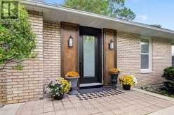 8 DOGWOOD DRIVE | Ottawa Ontario | Slide Image Two