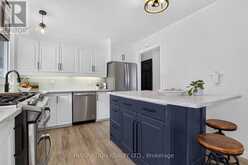 8 DOGWOOD DRIVE | Ottawa Ontario | Slide Image Nine