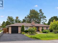 8 DOGWOOD DRIVE Ottawa Ontario, K0A 3P0