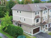 301 MOSAIC PRIVATE | Ottawa Ontario | Slide Image Two