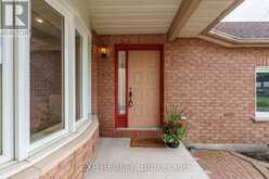 1552 BLOHM DRIVE | Ottawa Ontario | Slide Image Three