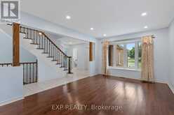 1552 BLOHM DRIVE | Ottawa Ontario | Slide Image Five
