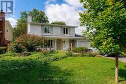 10 WELKIN CRESCENT | Ottawa Ontario | Slide Image Two