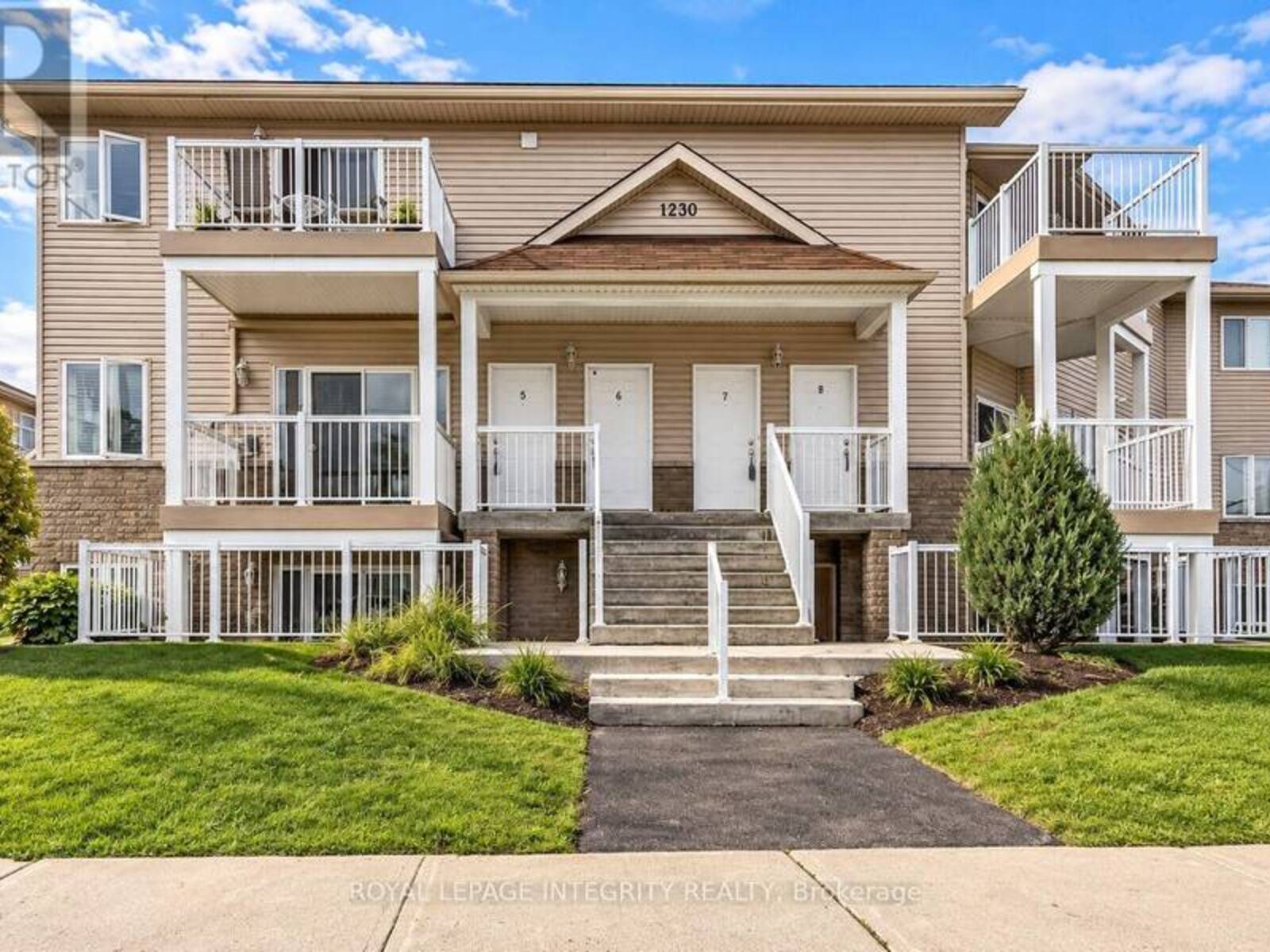 5 - 1230 MARENGER STREET, Ottawa, Ontario K1C 1S2