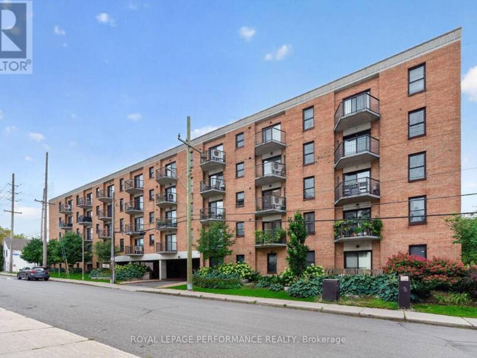 407 - 50 BURNSIDE AVENUE, Ottawa, Ontario K1Y 2M2