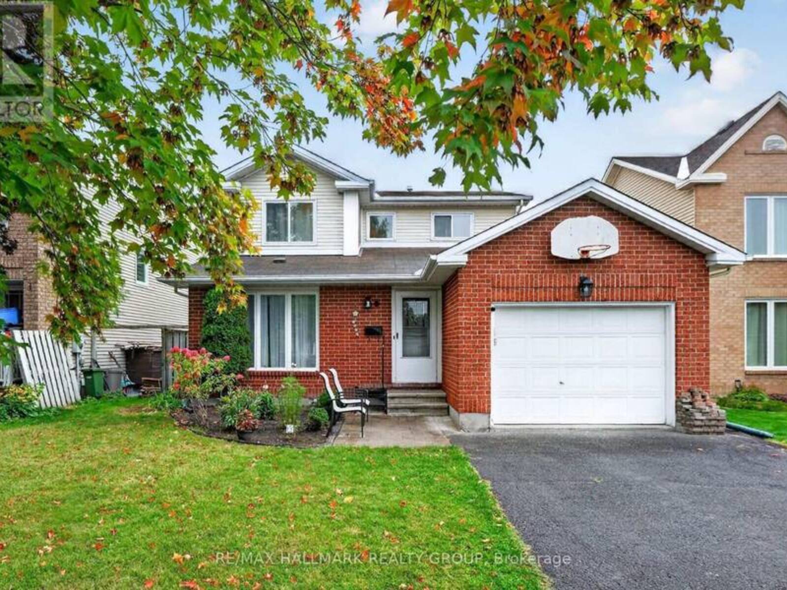 502 ROUGEMOUNT CRESCENT, Ottawa, Ontario K4A 2Z6