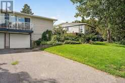 16 WOODMOUNT CRESCENT | Ottawa Ontario | Slide Image Three