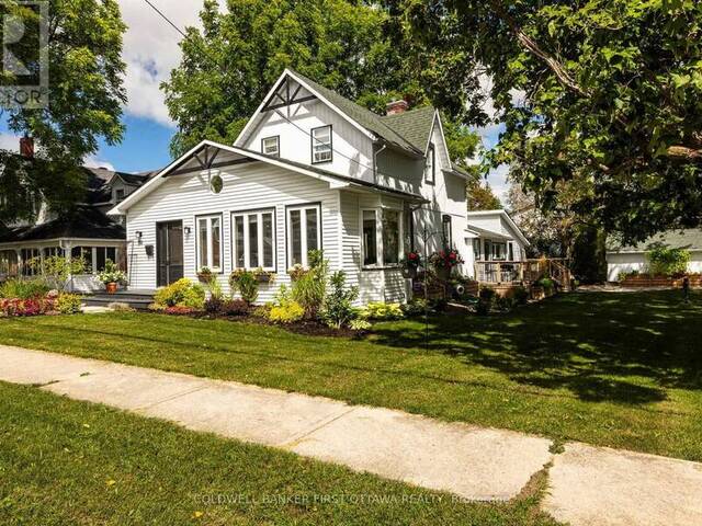 261 WILLIAM STREET Almonte Ontario, K0A 1A0 - 4 Bedrooms Home For Sale