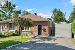 702 CRYSTAL STREET | Ottawa Ontario | Slide Image Two