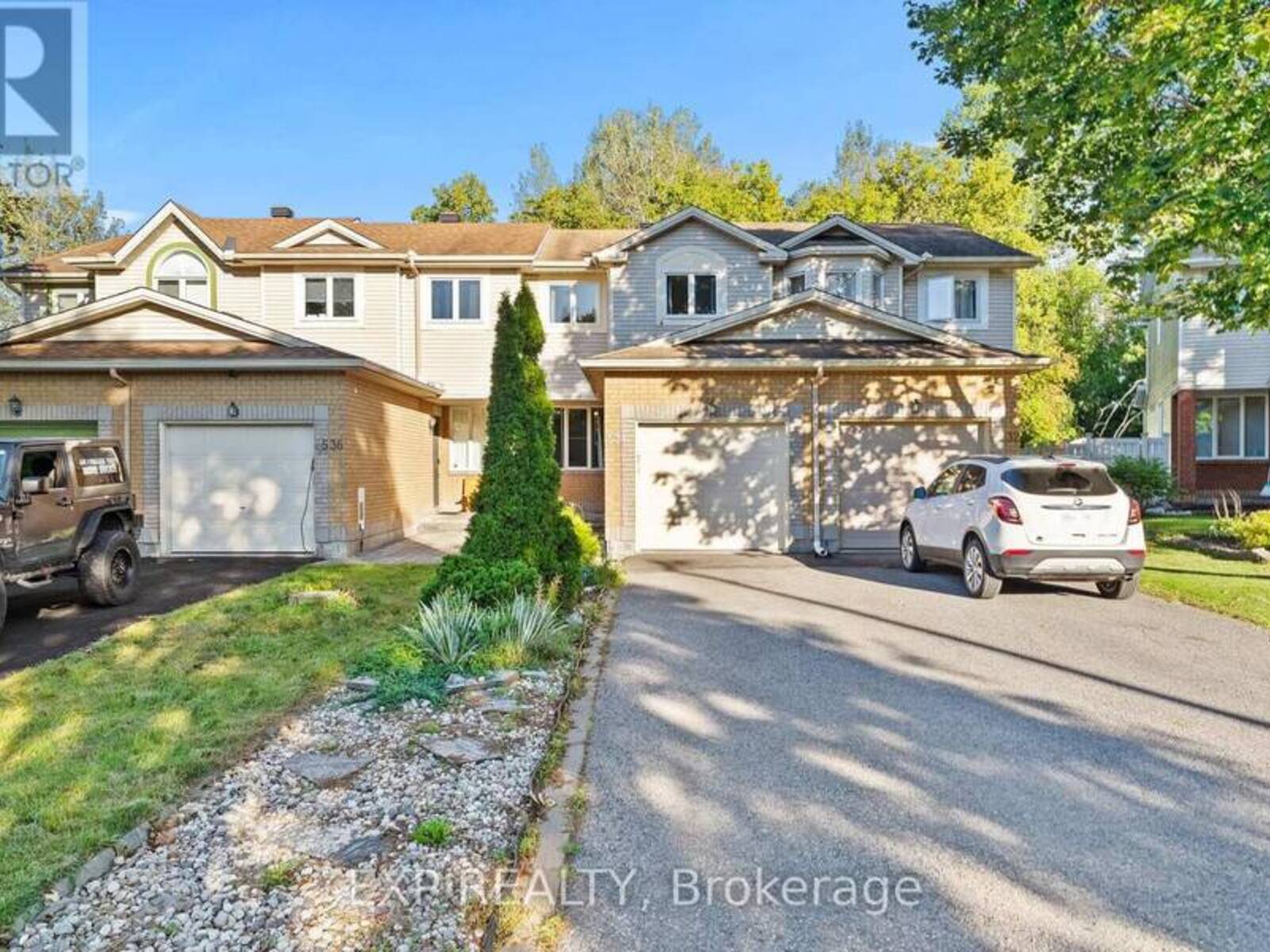534 LAWLER CRESCENT, Ottawa, Ontario K4A 3Y5
