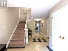 48 DELAMERE DRIVE | Ottawa Ontario | Slide Image Five
