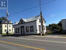 18556 DUNDAS STREET | South Stormont Ontario | Slide Image Three