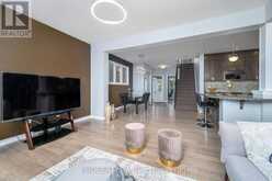 125 SWEETVALLEY DRIVE | Ottawa Ontario | Slide Image Ten