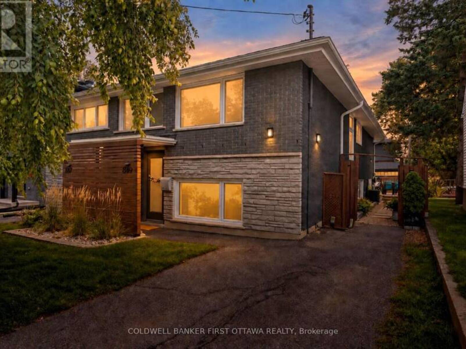 849 MAPLEWOOD AVENUE, Ottawa, Ontario K2B 5V4
