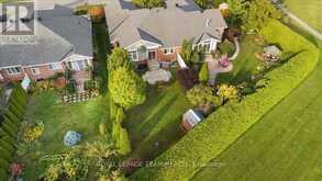 6 AMBERLAKES DRIVE | Ottawa Ontario | Slide Image Thirty-seven