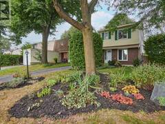 65 BARTLEY CRESCENT Ottawa Ontario, K2J 1R9
