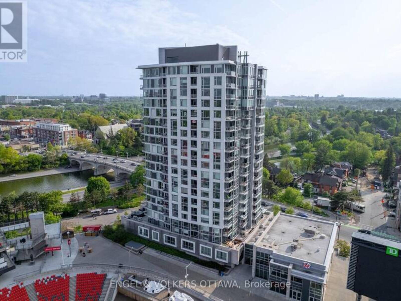 1103 - 1035 BANK STREET, Ottawa, Ontario K1S 5K3