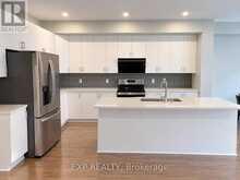 521 SONMARG CRESCENT | Ottawa Ontario | Slide Image Twelve