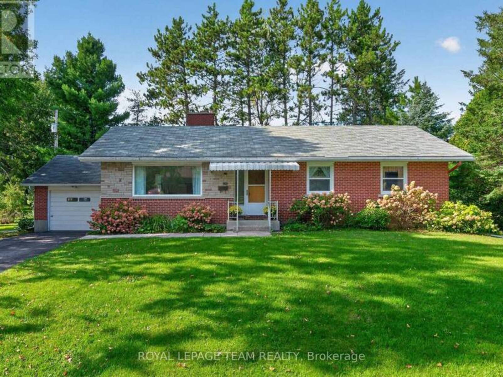 234 NAISMITH DRIVE, Almonte, Ontario K0A 1A0