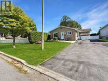 1888 BELVEDERE CRESCENT | Cornwall Ontario | Slide Image Two