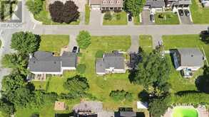 84 RITA AVENUE | Ottawa Ontario | Slide Image Thirty-seven