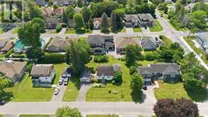 84 RITA AVENUE | Ottawa Ontario | Slide Image Four