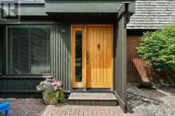 14 SANDWELL CRESCENT | Ottawa Ontario | Slide Image Five
