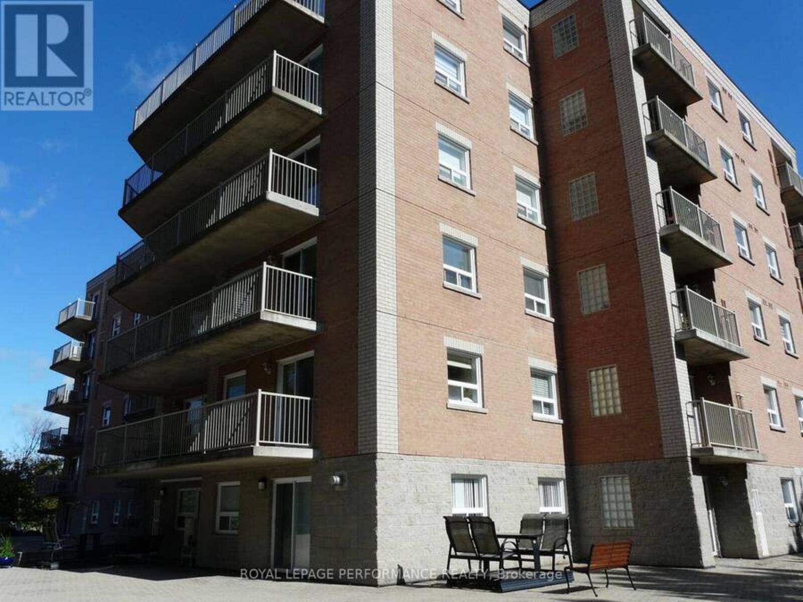 108 - 320 CENTRUM BOULEVARD, Ottawa, Ontario K1E 3X9