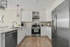 520 RYE GRASS WAY | Ottawa Ontario | Slide Image Ten