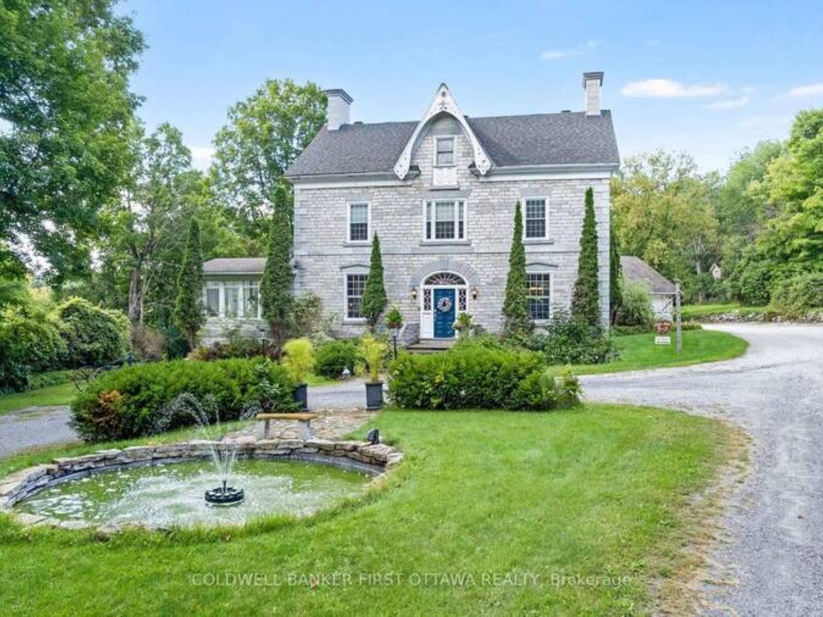 131 MILL STREET, Lanark, Ontario K0G 1K0