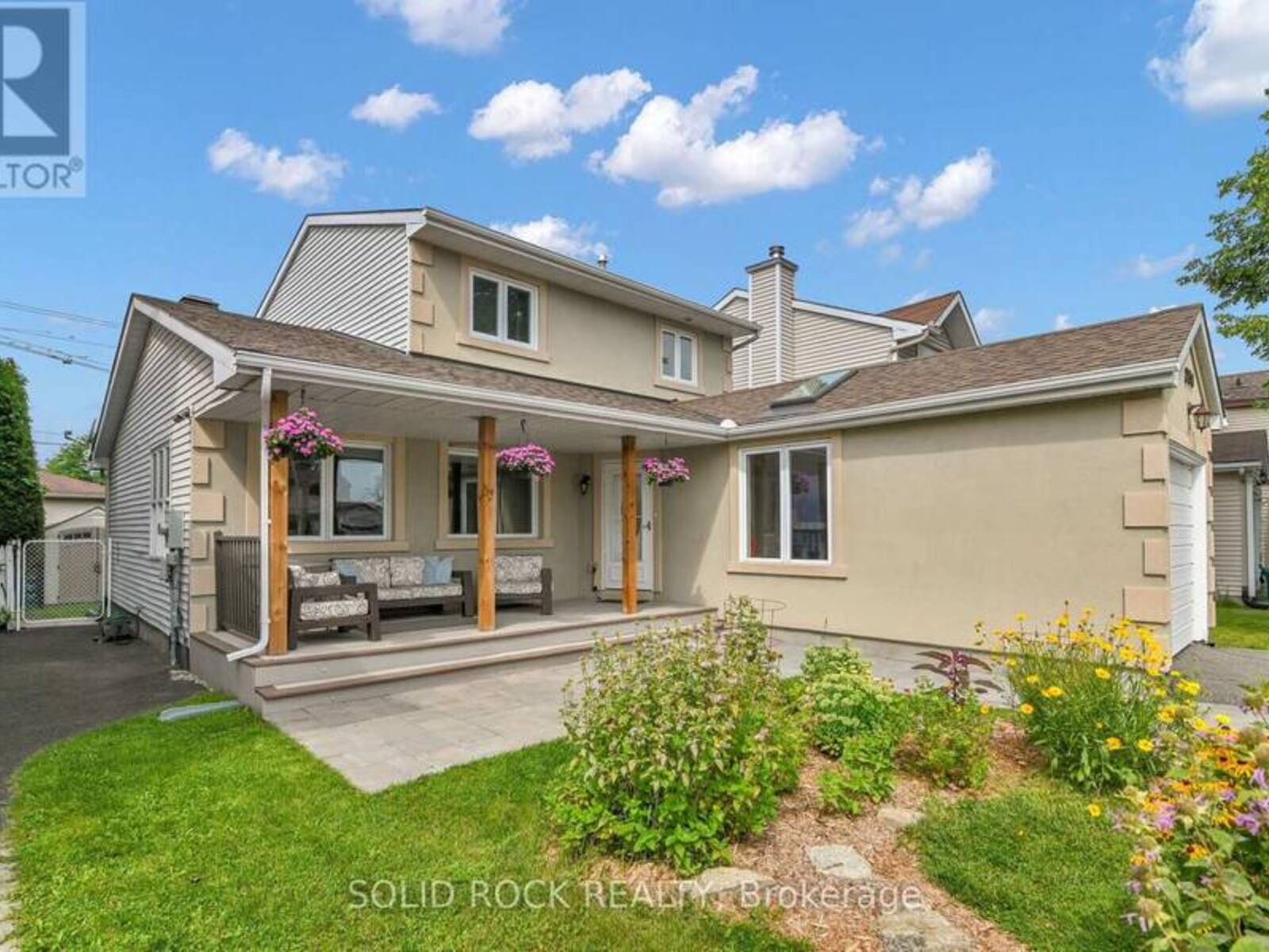 253 COTE-ROYALE CRESCENT, Ottawa, Ontario K1E 3L4