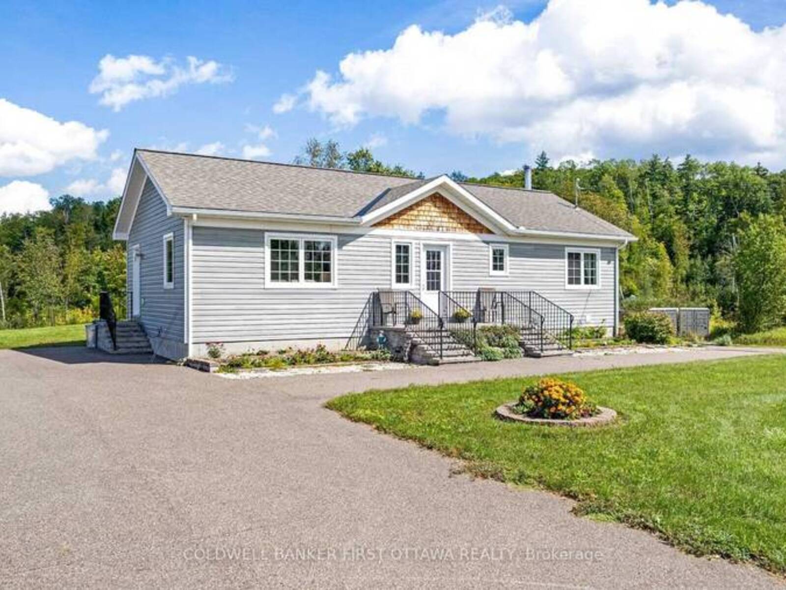 8688 HIGHWAY 511, Lanark, Ontario K0G 1K0