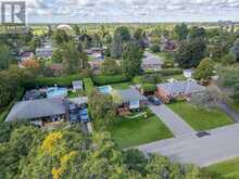 27 ROUNDHAY DRIVE | Ottawa Ontario | Slide Image Forty