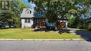25 ROBERT ROAD | Perth Ontario | Slide Image One