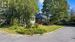 25 ROBERT ROAD | Perth Ontario | Slide Image Two