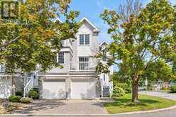 5 - 10 CASTLEGREEN PRIVATE | Ottawa Ontario | Slide Image One
