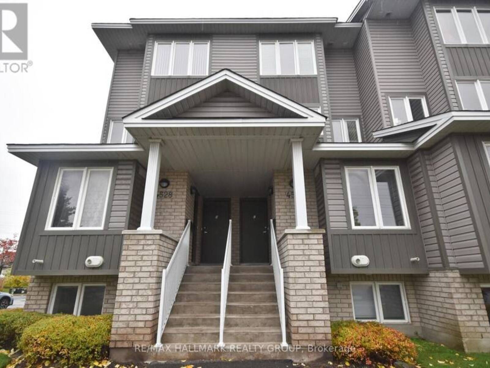 D - 4528 INNES ROAD, Ottawa, Ontario K4A 0X5