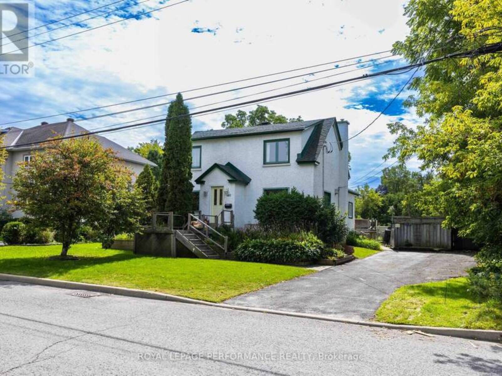 140 BILLINGS AVENUE, Ottawa, Ontario K1H 5K9