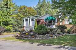 1533 PAYETTE DRIVE | Ottawa Ontario | Slide Image Two